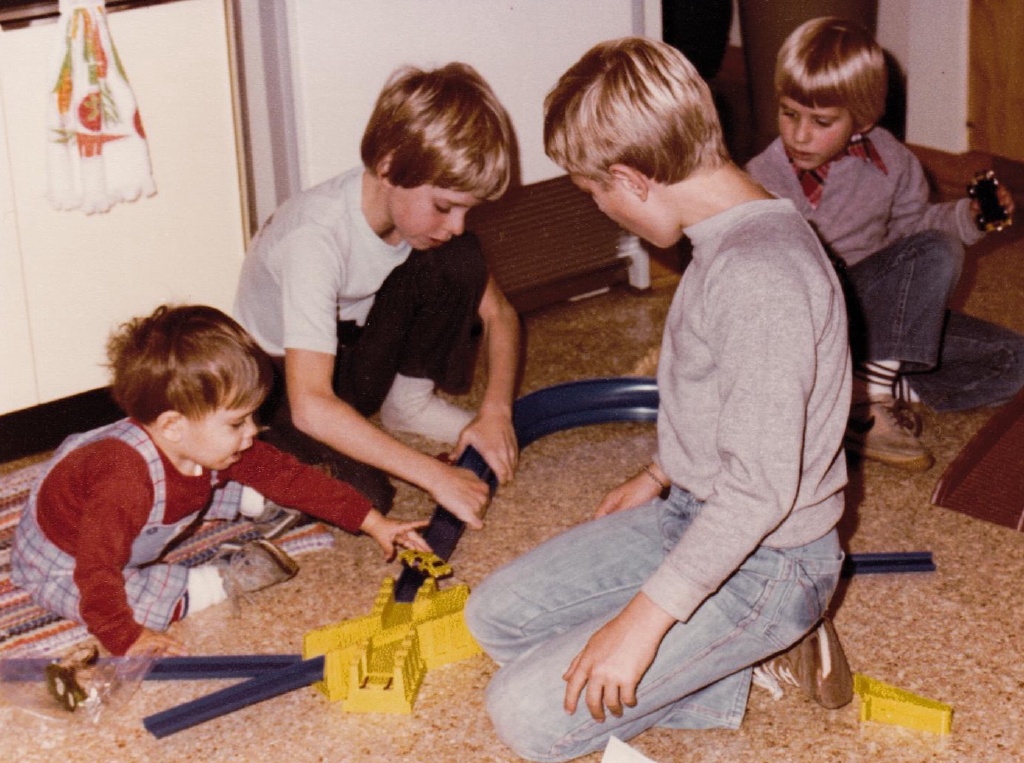 1981-11-Thanksmas-Scott Farm 10.jpg